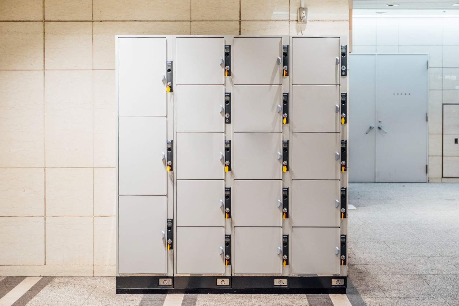 Safe Deposit Locker Image